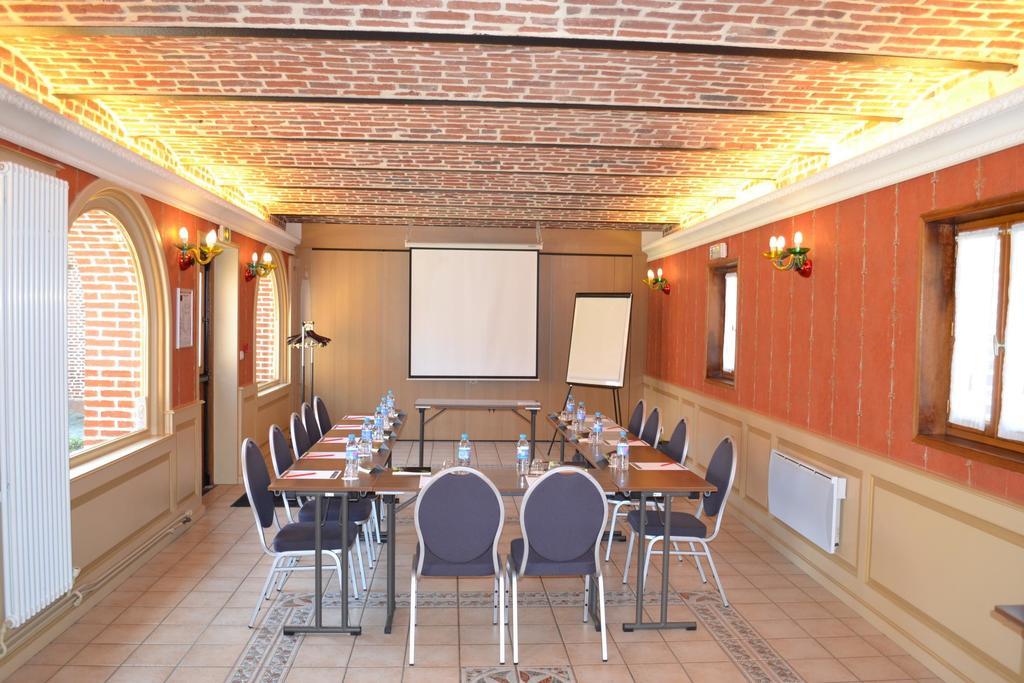 Le Domaine Des Cigognes Hotel Ennevelin Exterior foto