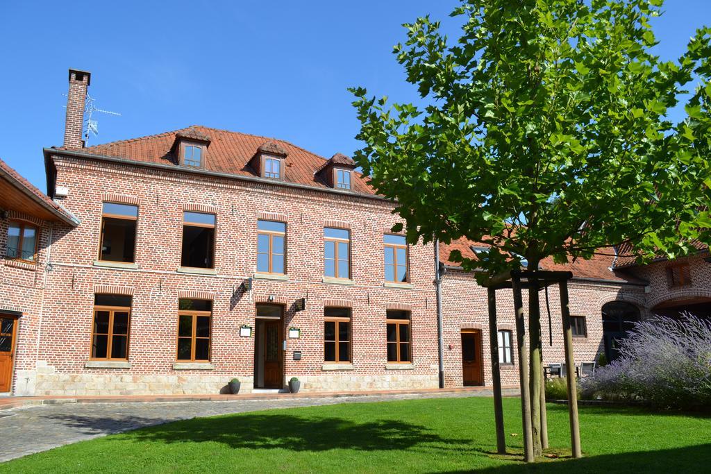 Le Domaine Des Cigognes Hotel Ennevelin Exterior foto