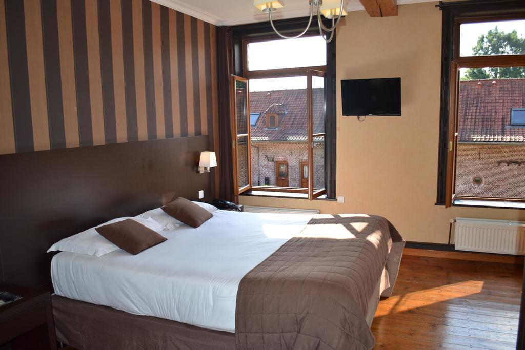 Le Domaine Des Cigognes Hotel Ennevelin Cameră foto