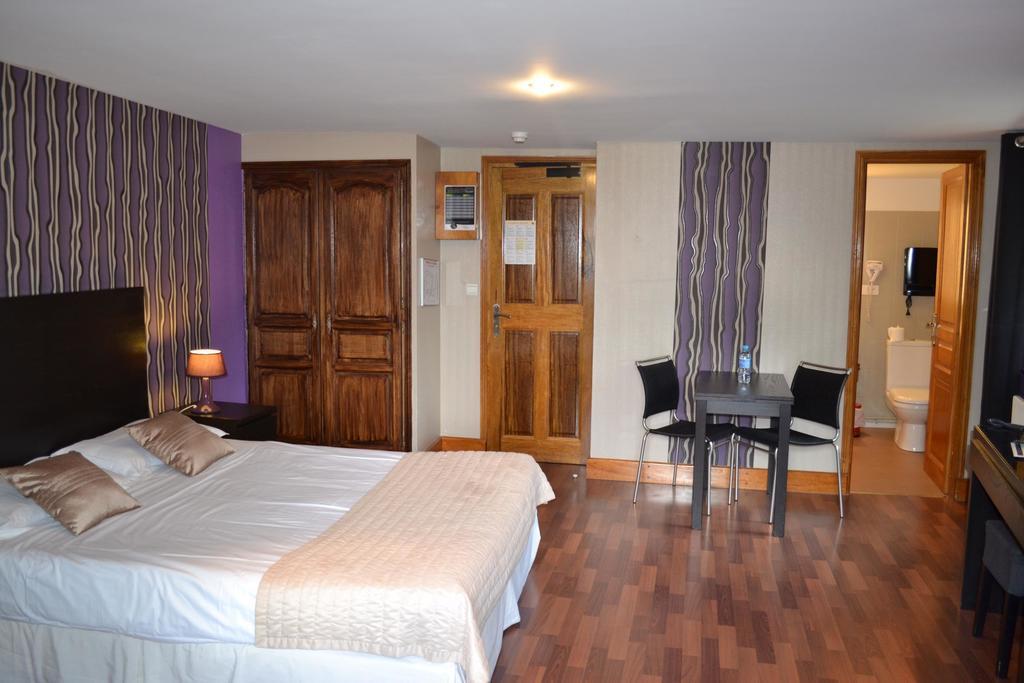 Le Domaine Des Cigognes Hotel Ennevelin Cameră foto