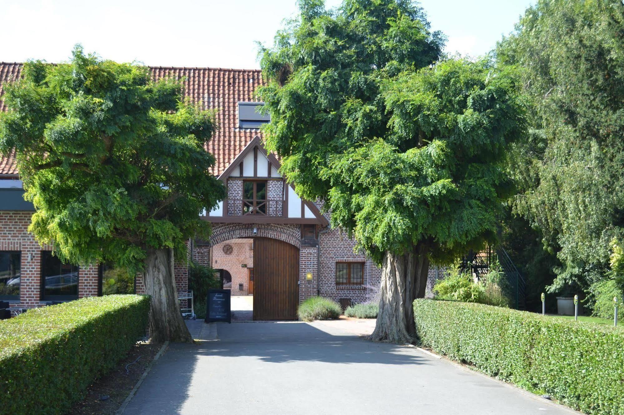 Le Domaine Des Cigognes Hotel Ennevelin Exterior foto